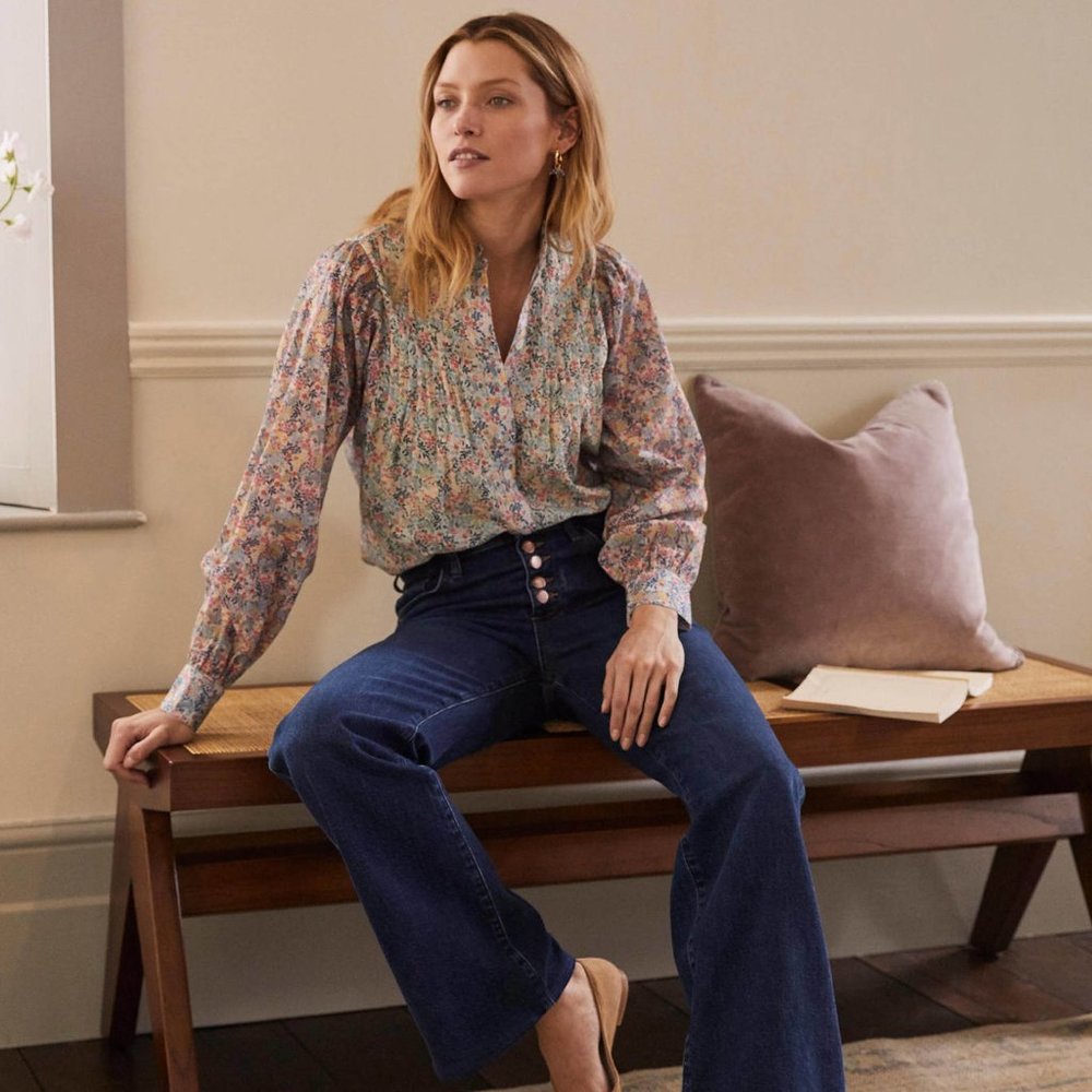 Boden Women 10 Petite Button Fly Relaxed Flares